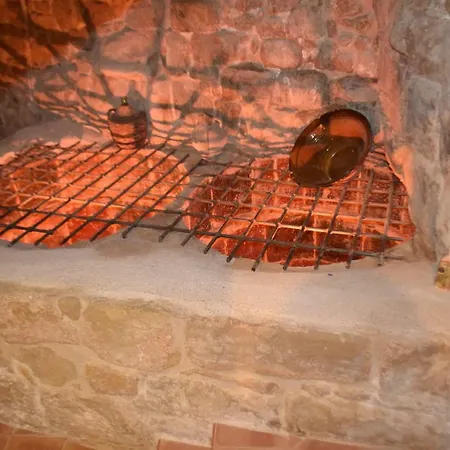 La Muralla * Horta de Sant Joan